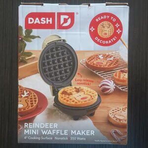 DASH CHRISTMAS REINDEER MINI WAFFLE MAKER 4" NON STICK 350 WATTS NEW IN BOX
